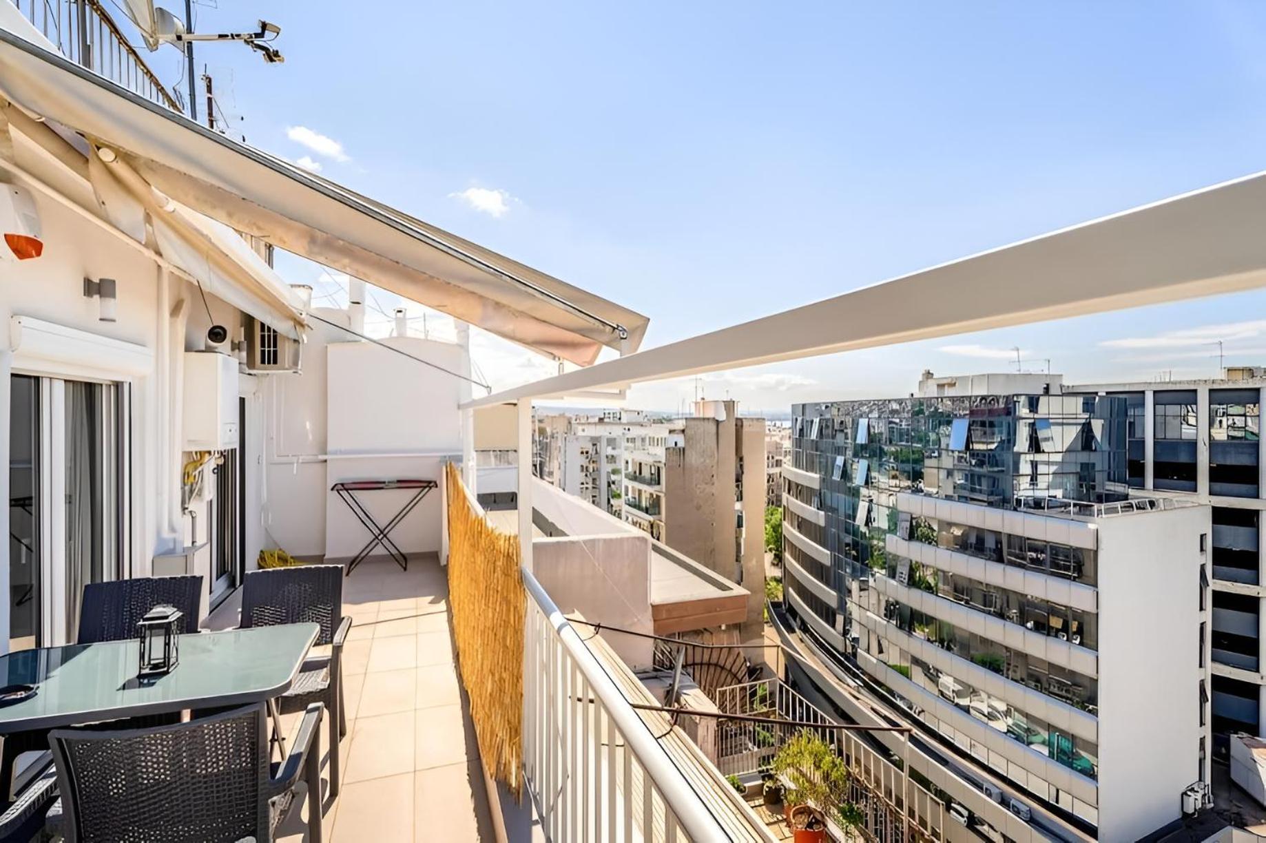 Elegant, Modern & Spacious Apartment In Thessaloniki With Balcony Esterno foto